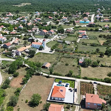 House Nadalina Vrsi