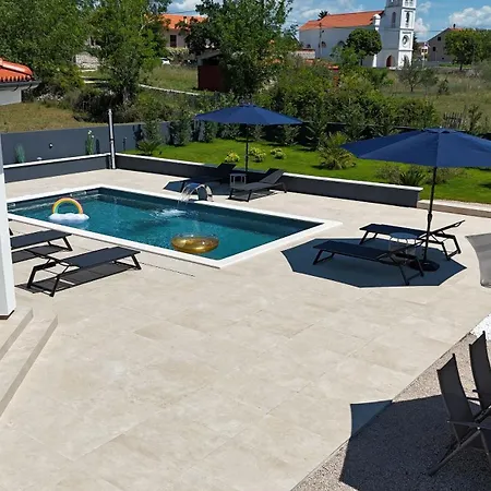 House Nadalina